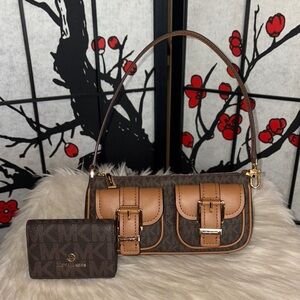 Michael Kors ZOE Pouchette/JET SET CHARM ID Card Case Wallet 2 Pc Set